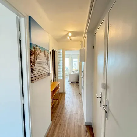 Sea View And At Your Feet Bright Apartment Valras-Plage