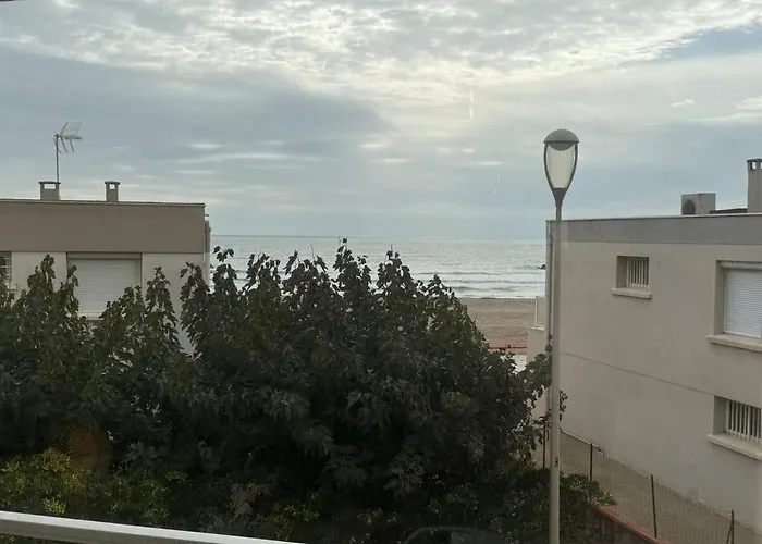 Sea View And At Your Feet Bright *